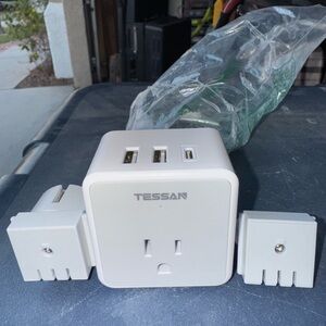 TESSAN White Power Strip with USB Ports